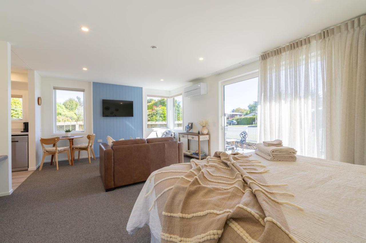 The Mayflower Cottage Te Anau Exterior foto